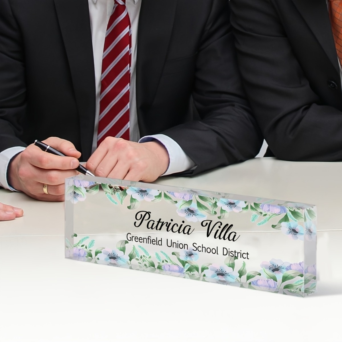 [2D Flat] Floral Pattern Acryl - огляд і ціна Desk Name Plate