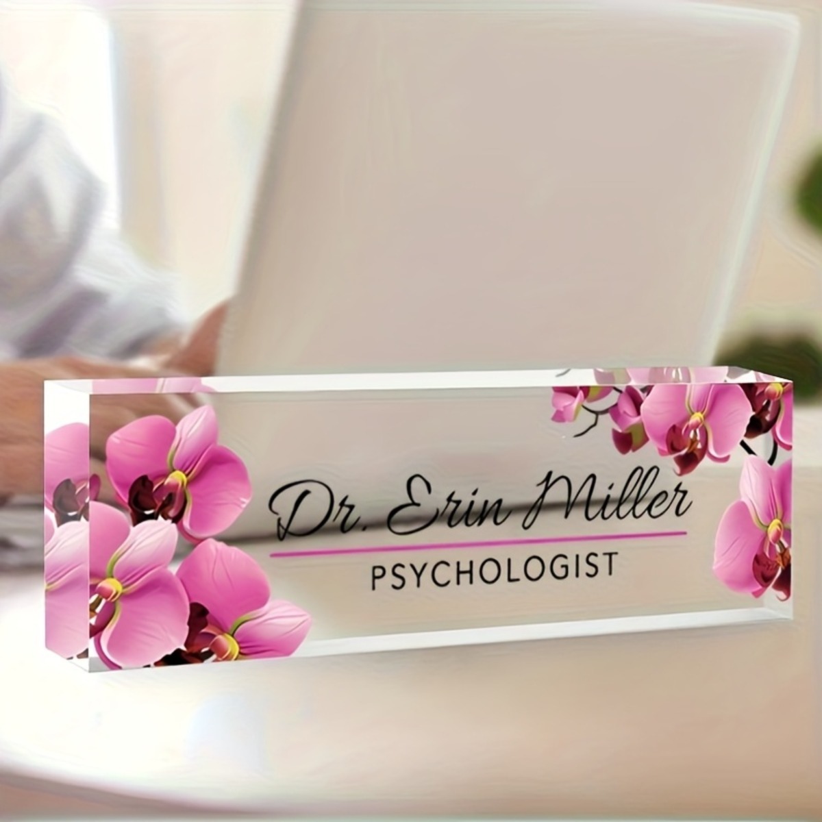 [2D Flat] Pink Floral Custom A - огляд і ціна Desk Name Plate