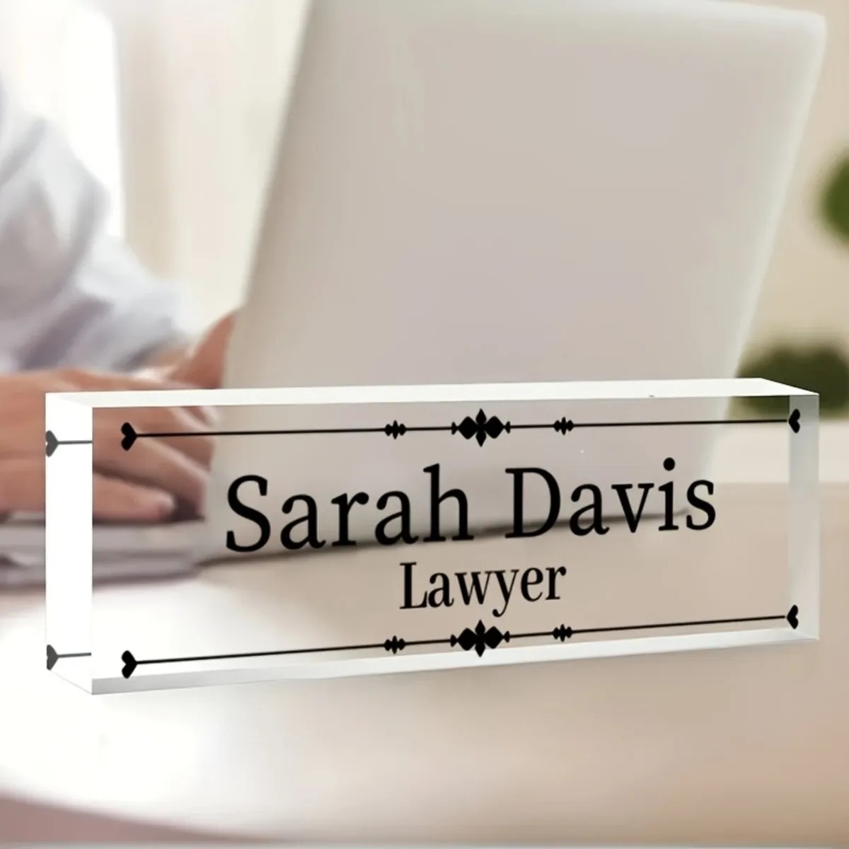 Customized 2D Flat Acrylic Des - огляд і ціна Desk Name Plate