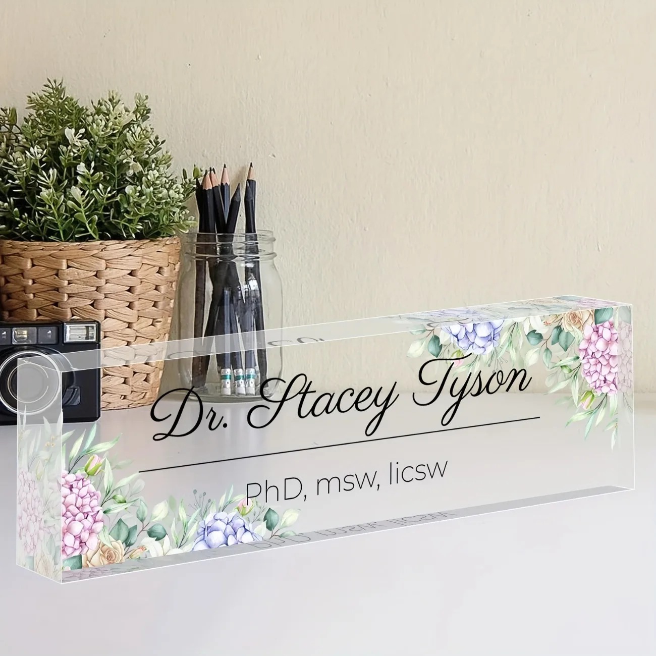2D Flat Transparent Acrylic Te - огляд і ціна Desk Name Plate
